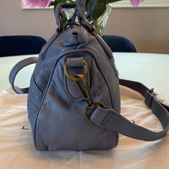 Liebeskind periwinkle blue leather Crossbody - Picture 3 of 9